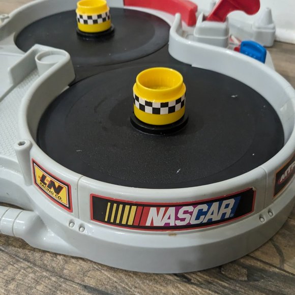 Fisher Price Little People NASCAR Spin And Speed Raceway motorized track READ - Picture 14 of 17